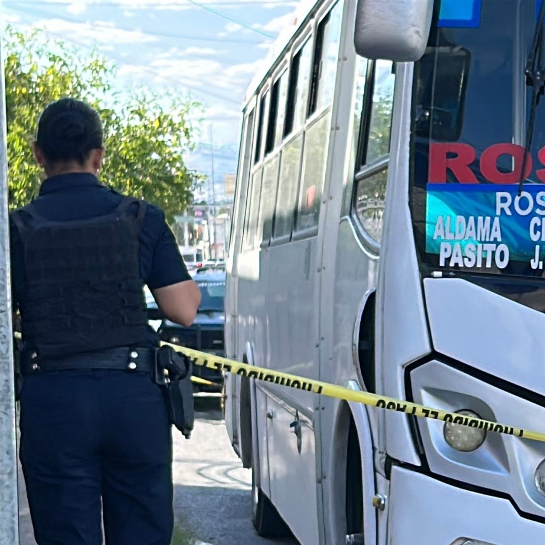 Pasajeros fueron desalojados del camión