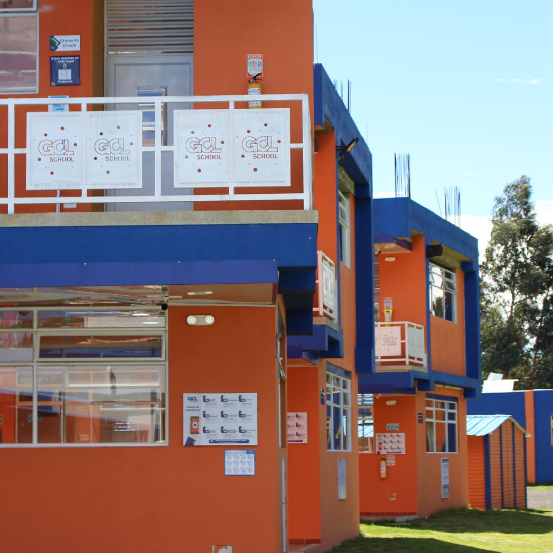 Colegio Gimnasio Campestre Los Laureles Bilingüe.