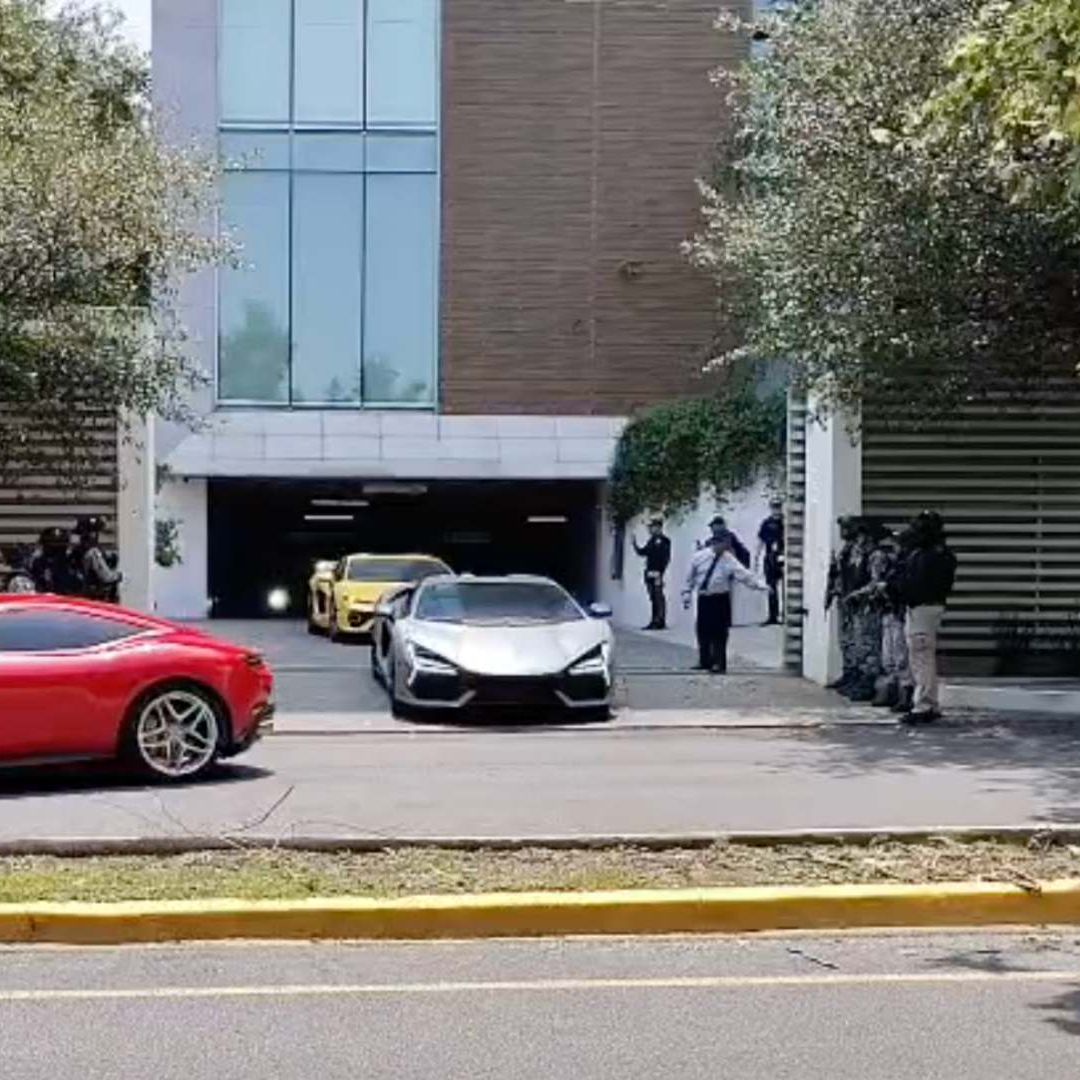 Aseguran autos de alta gama tras cateo en San Pedro