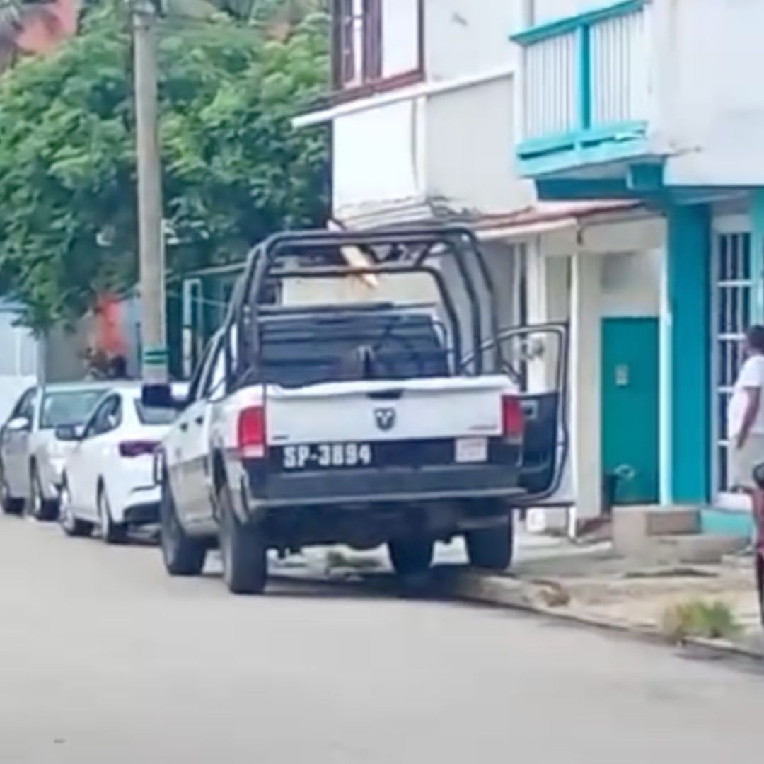 Aseguran drogas armas y un auto en cateo en la colonias Las Gaviotas en Coatzacoalcos al sur de Veracruz