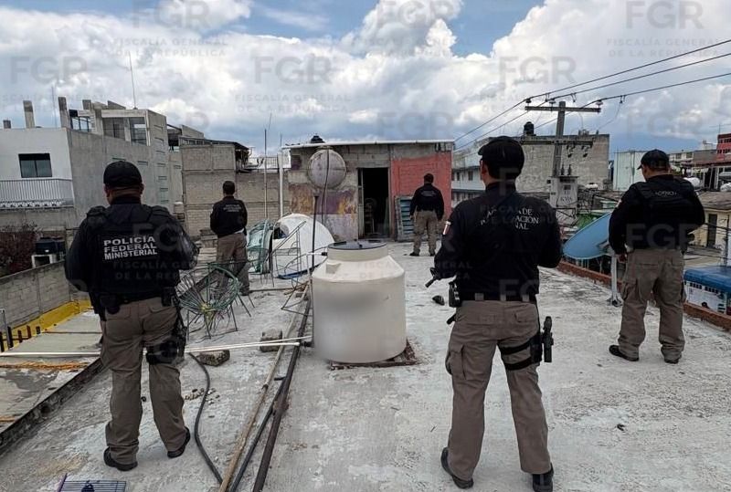 Los indicios y las personas detenidas fueron puestas a disposición.