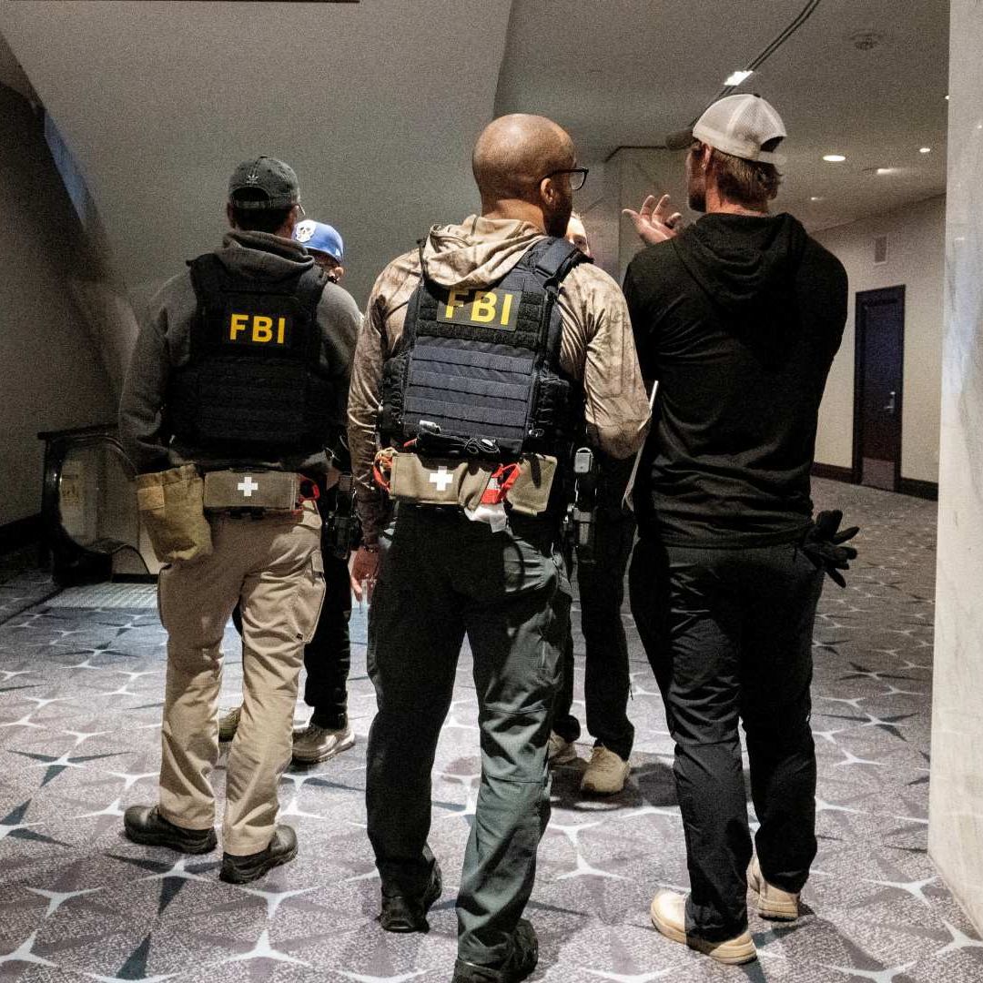 Operativo de fuerzas de seguridad luego de un tiroteo ocurrido en la cena de corresponsales en EU