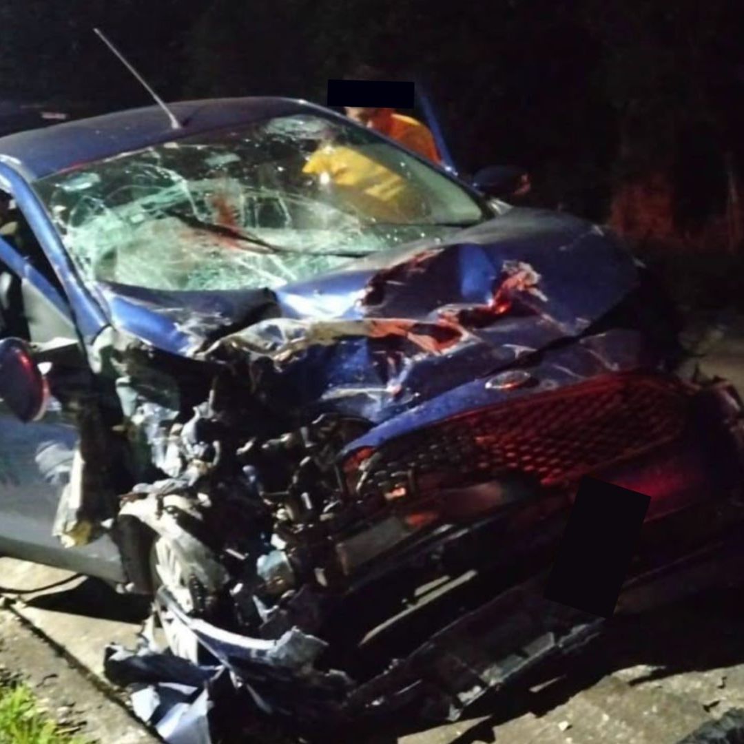 Conductor invade carril y provoca choque en la zona centro de Veracruz