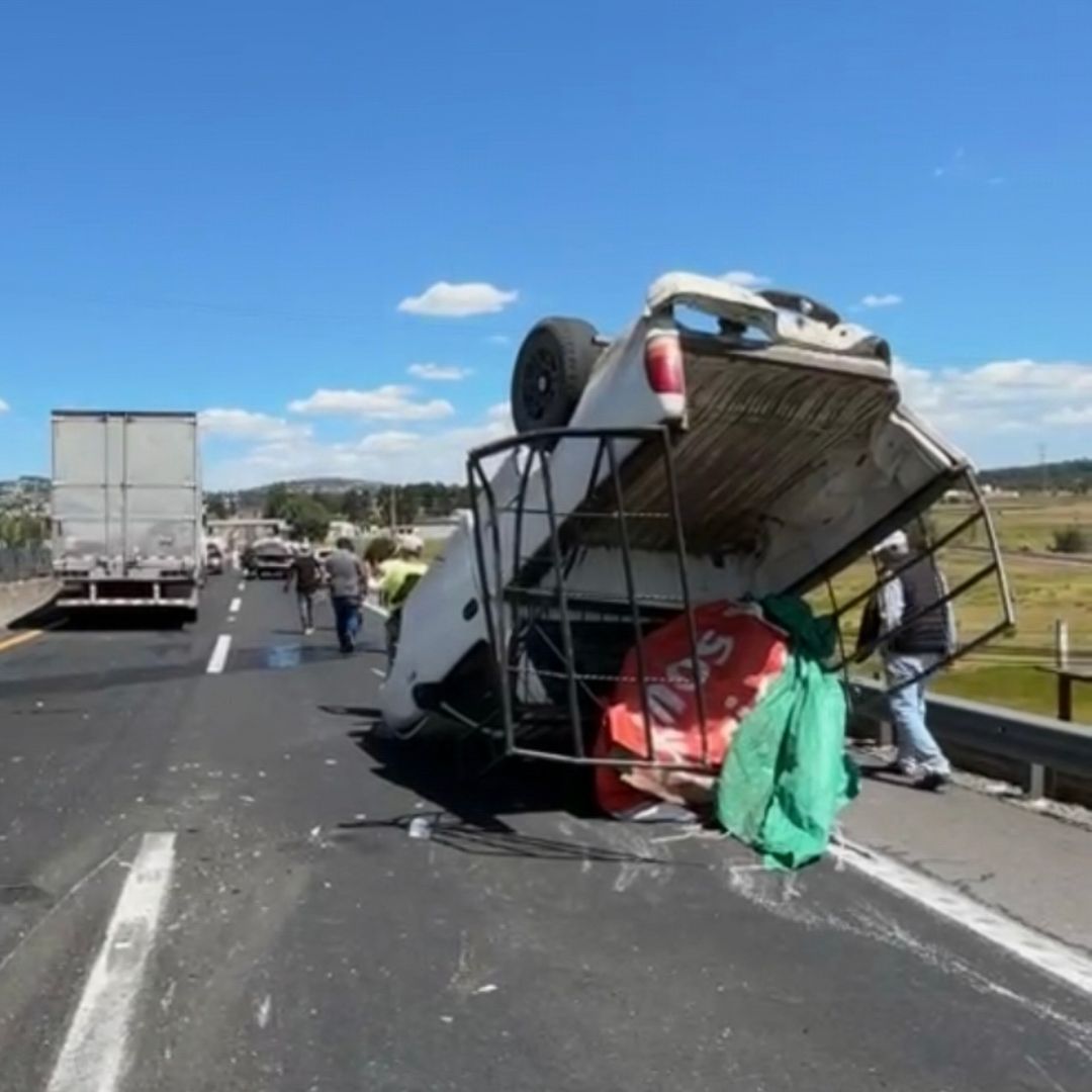 Un fuerte accidente provocó el cierre al paso de vehículos.