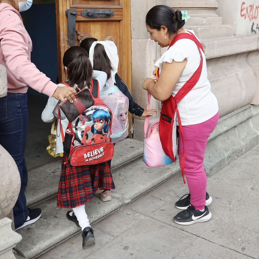 Estos son los puentes del Ciclo Escolar 2026-2027 en México