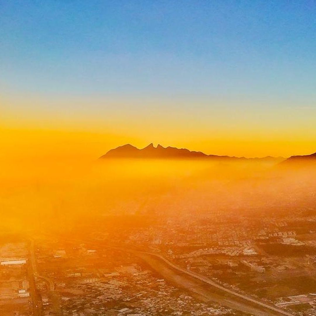 Amanecer en Monterrey, Nuevo León