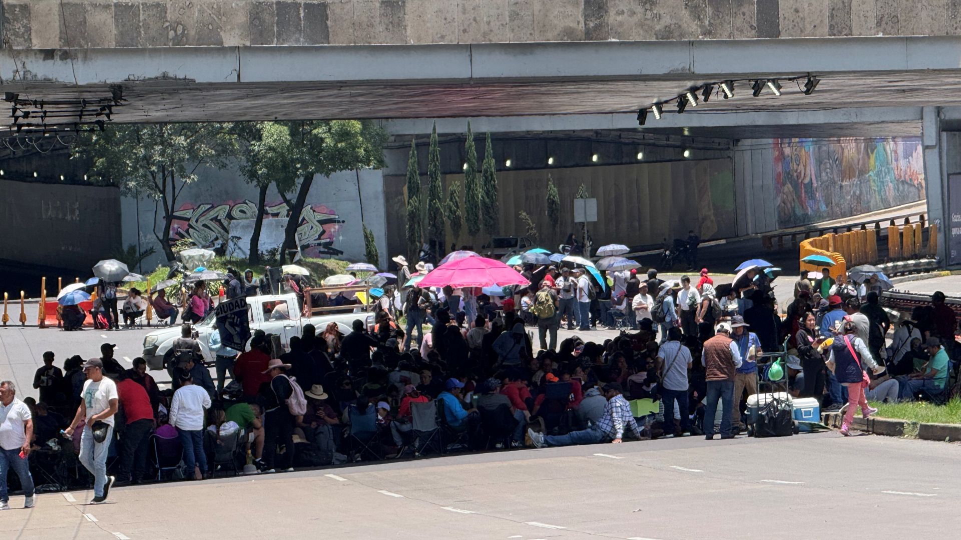 Bloqueo de la CNTE en Circuito Interior, CDMX