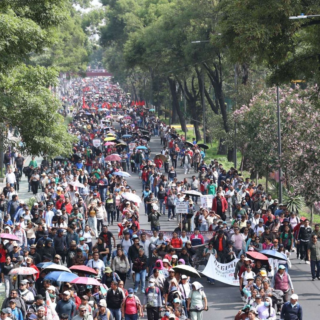Marcha de la CNTE rumbo al estadio sede en CDMX el 11 de junio 2026. Foto: Cuartoscuro