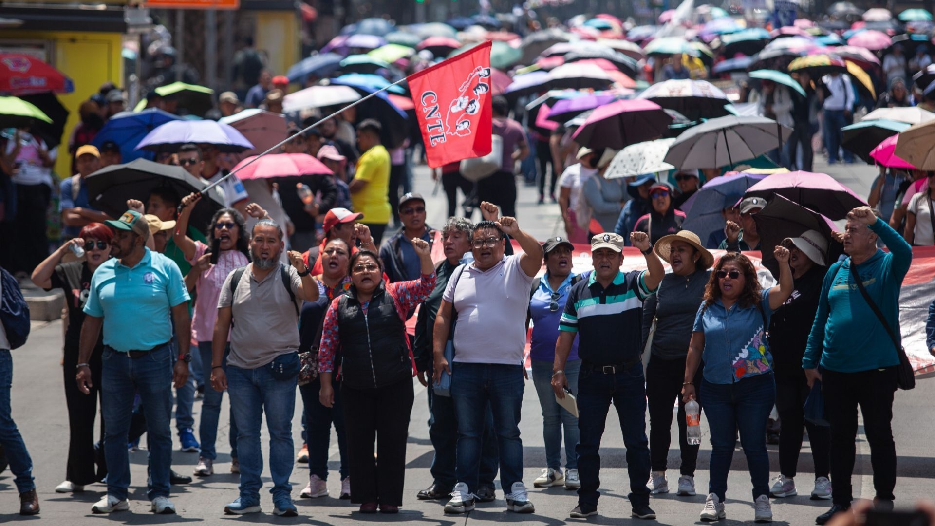 CNTE Abandona Mesa de Diálogo con SEGOB HOY: ¿Qué Pasará con la Huelga ...