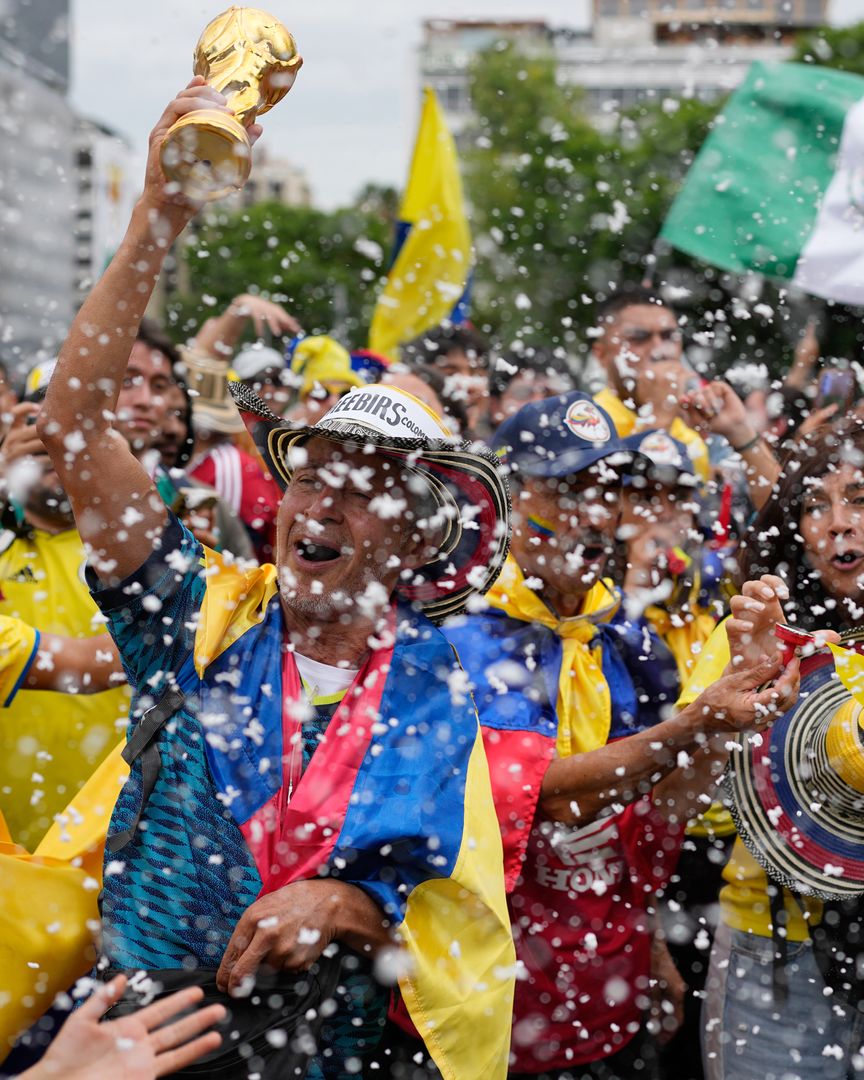 Seguidores de Colombia en calles de la CDMX el 16 de junio 2026.