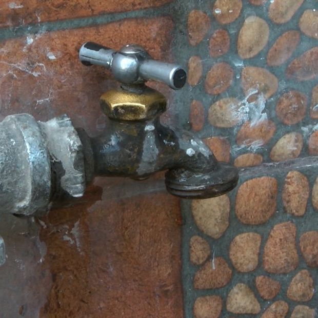 llave de agua