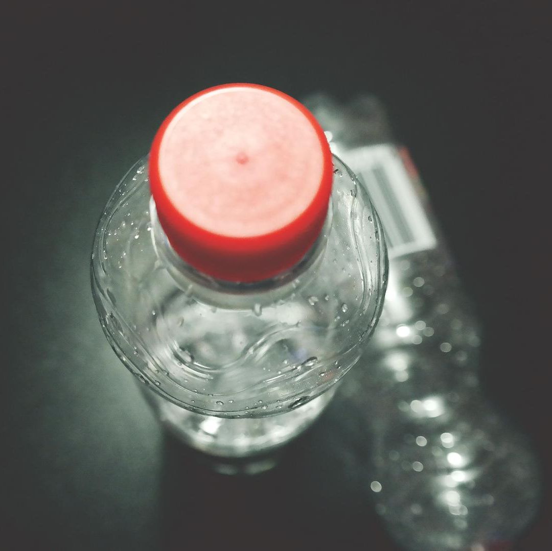 Botella de plástico