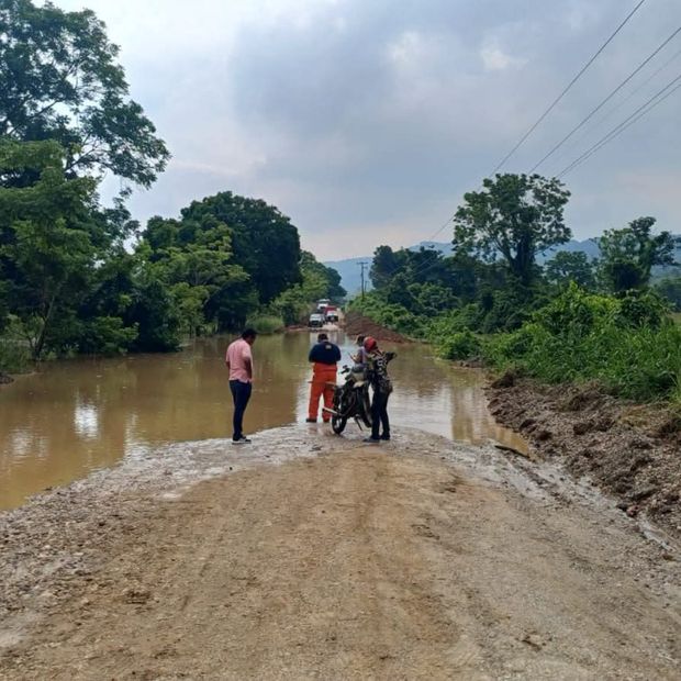 Crecida de Ríos Mantienen en Alerta al Sur de Veracruz