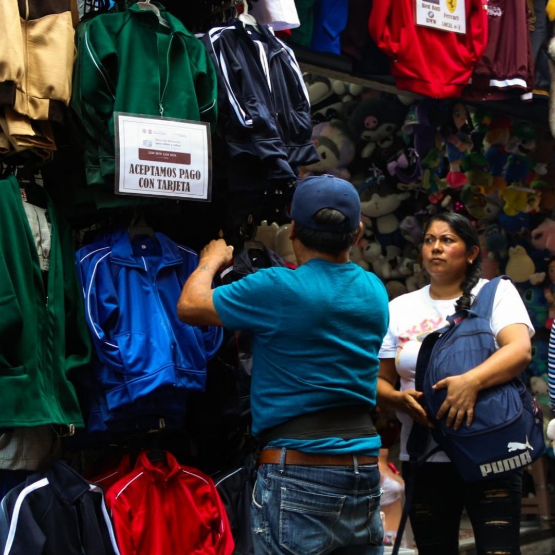 Cuánto cuestan los uniformes escolares 2026 en CDMX precio de kit para hombre y mujer según PROFECO