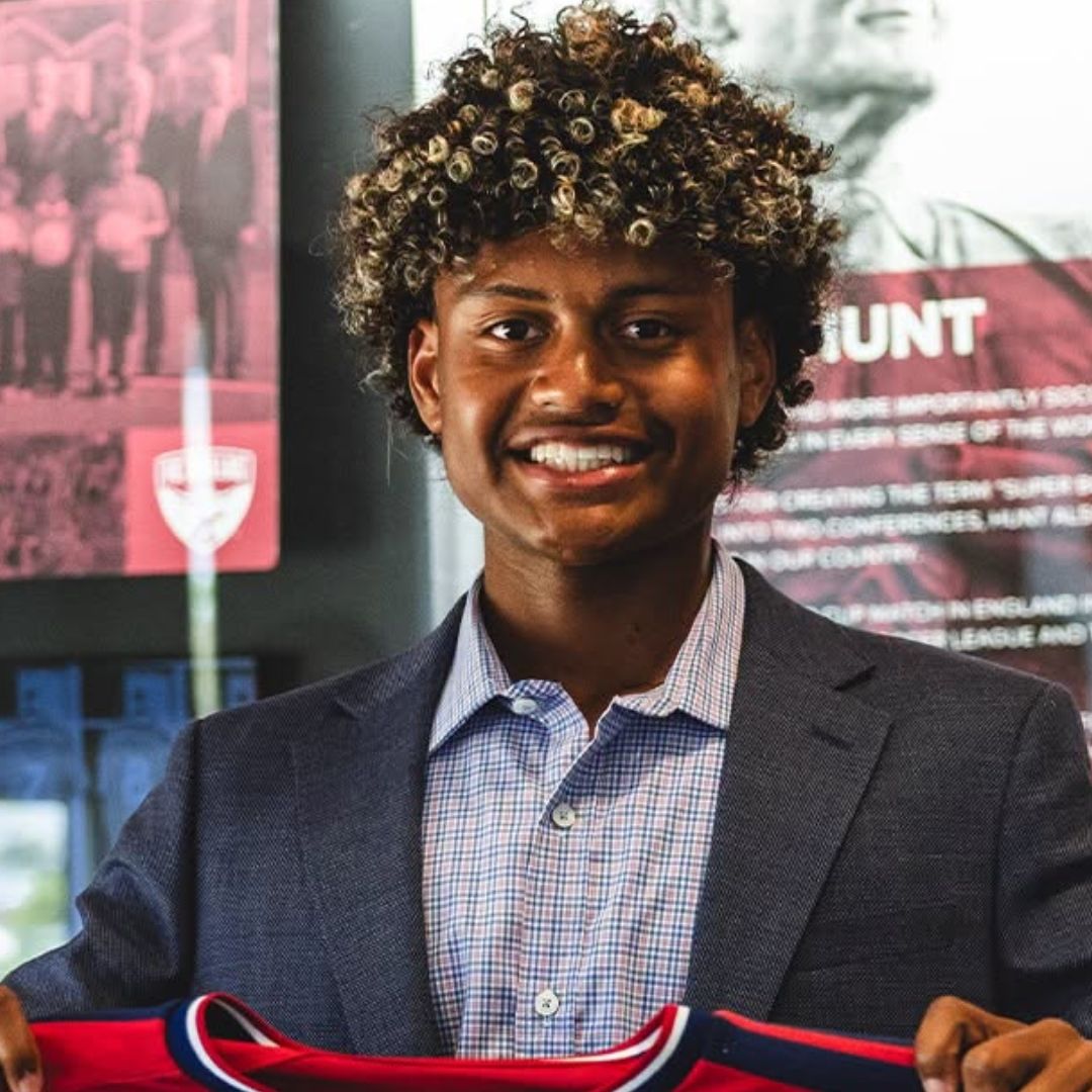 Benji Flowers, Joven de Raíces Mexicanas Fichará por el Chelsea Cuando Cumpla 18 Años
