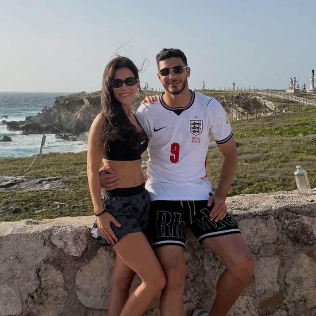 daniela-basso-esposa-defiende-raul-jimenez-jersey-inglaterra