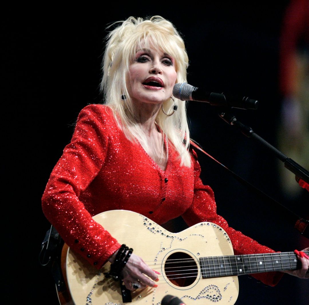 de-que-murio-dolly-parton-equipo-confirma-que-tenia-cancer