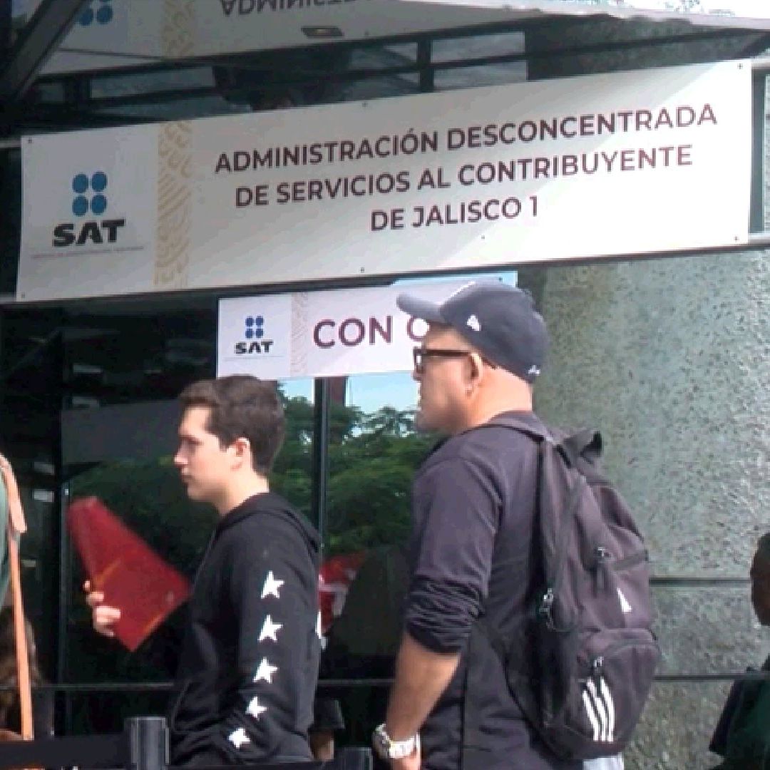 Contribuyentes del SAT