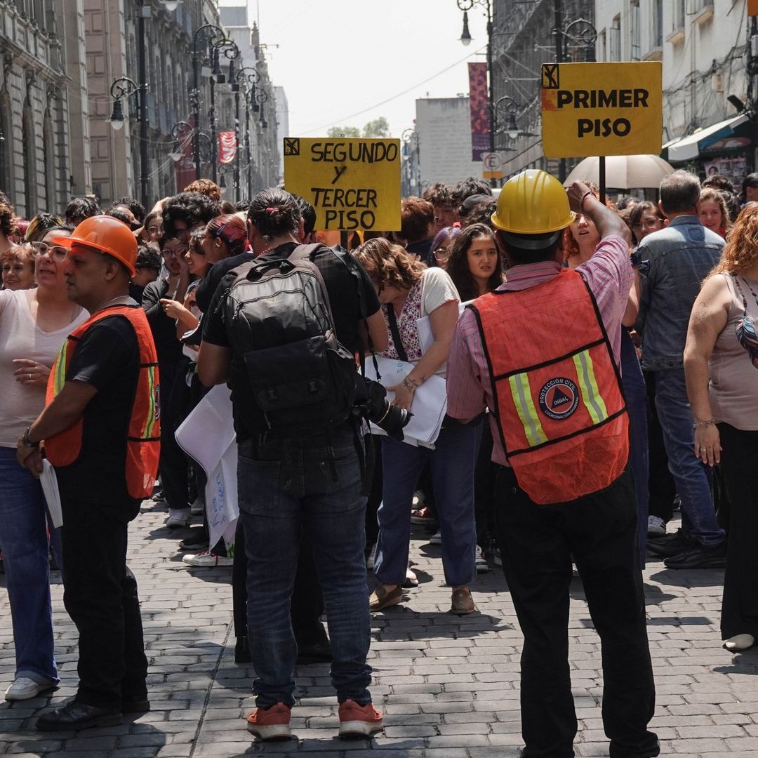 Desalojo de trabajadores por Temblor en México: Conoce las últimas noticias de sismo en México