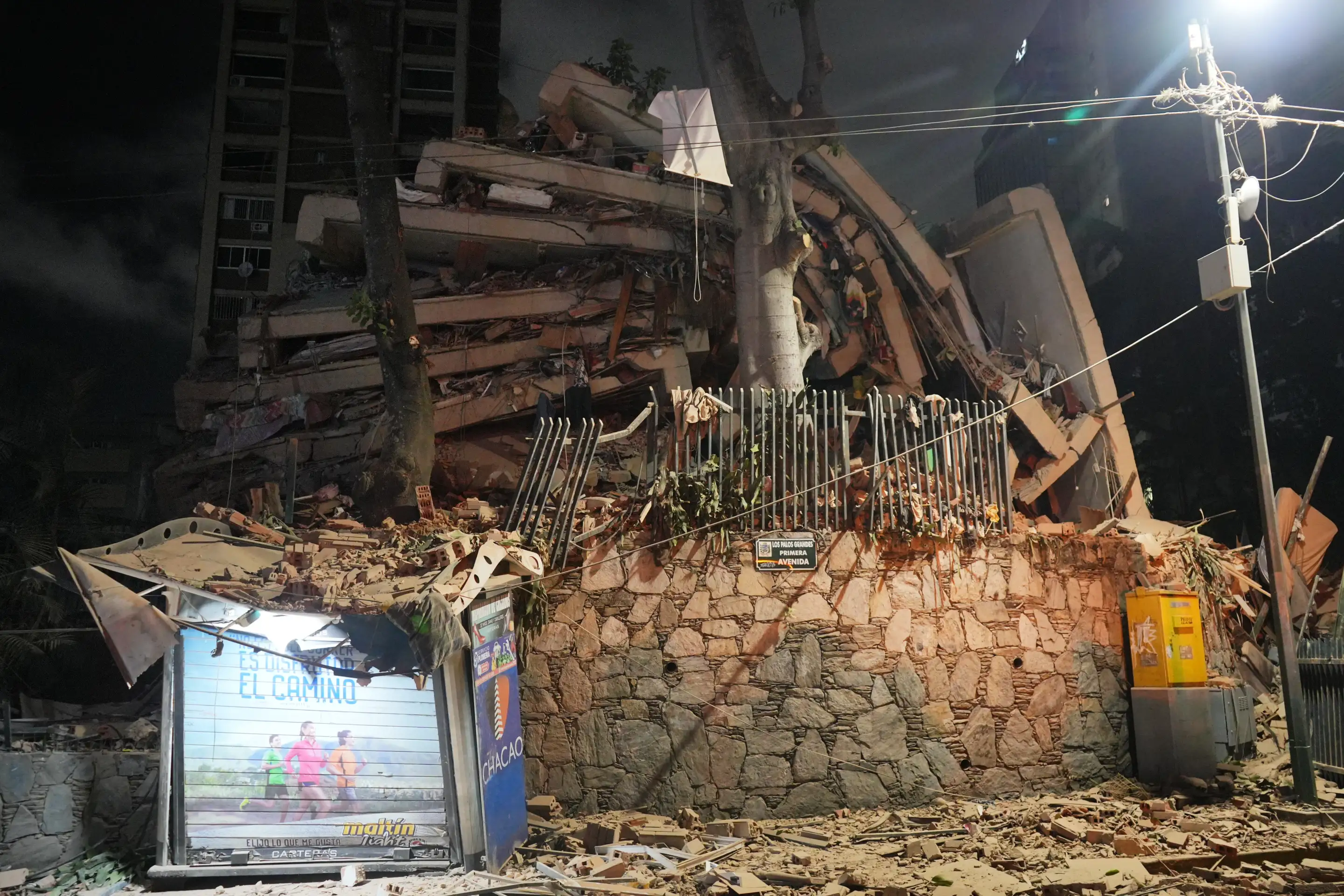 Doble Terremoto Hoy: Cierran Principal Aeropuerto de Venezuela Tras Sufrir Graves Daños