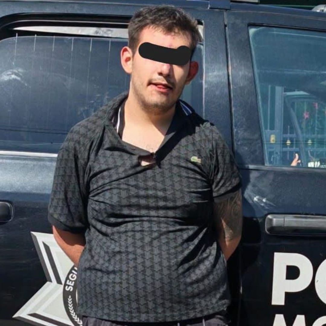 Detienen a joven acusado de matar a sus padres y herir a su hermana
