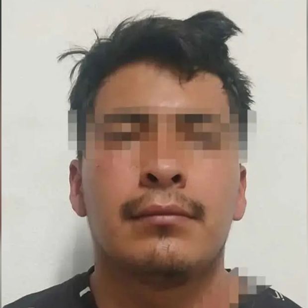 Detenido tras robo de celulares en tienda departamental en la capital poblana.