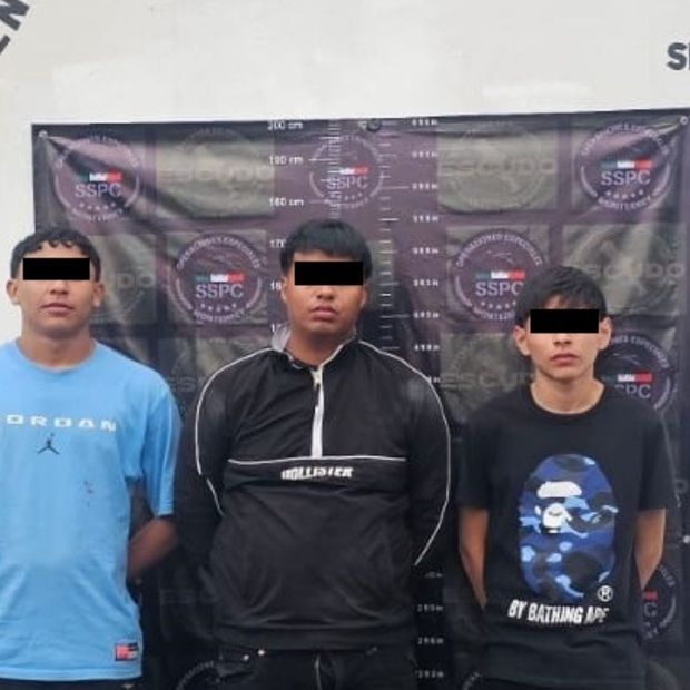 Detenidos por portación de droga en Monterrey