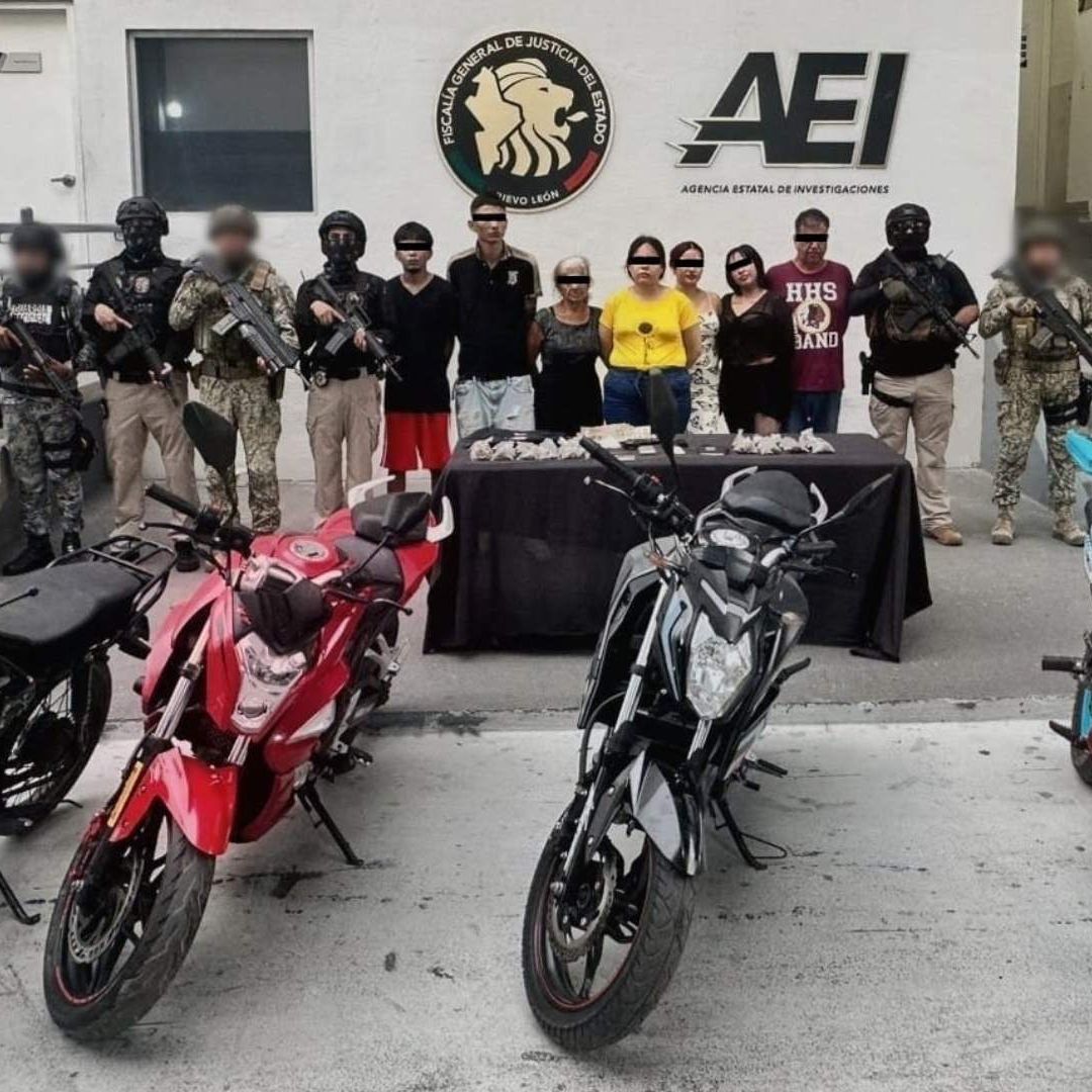 Tres hombres y cuatro mujeres detenidas tras cateo en Apodaca