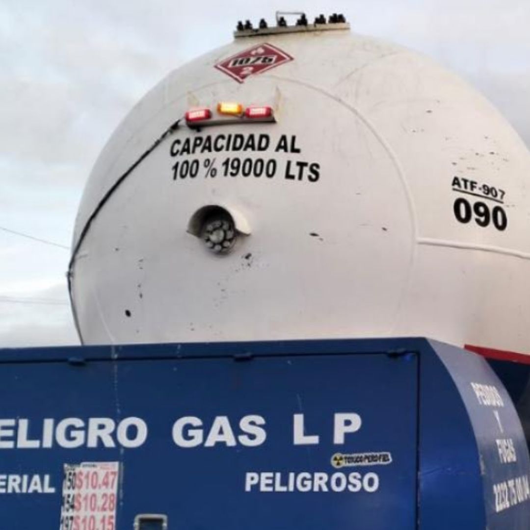Recuperados 27 Mil 900 Litros Gas LP Hidrocarburo Robado Dos Detenidos Tepeaca Puebla