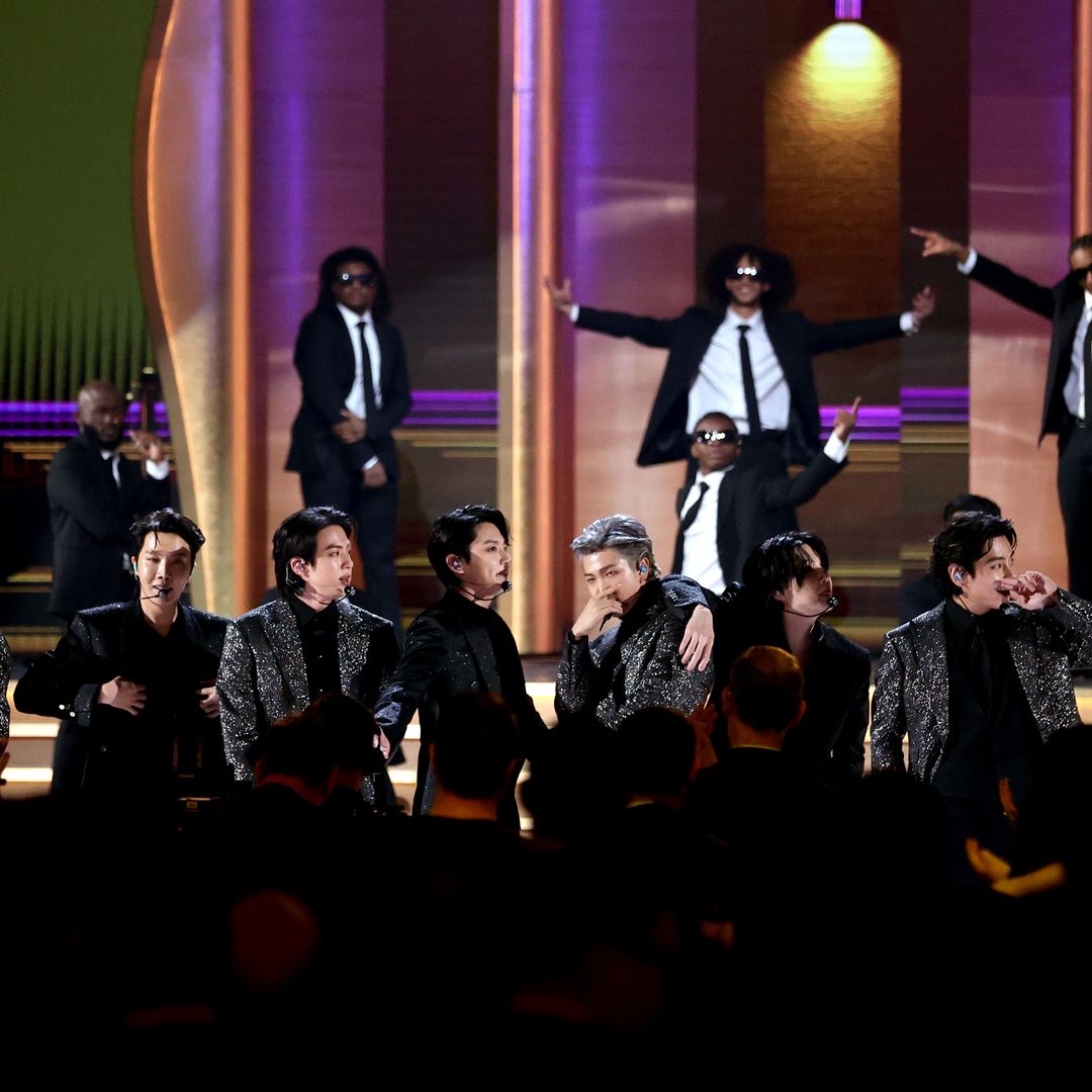 director-grammy-responde-renuncia-bts