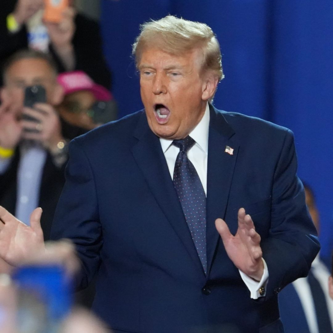 Trump Dice que Uranio de Irán Debe Entregarse a EUA