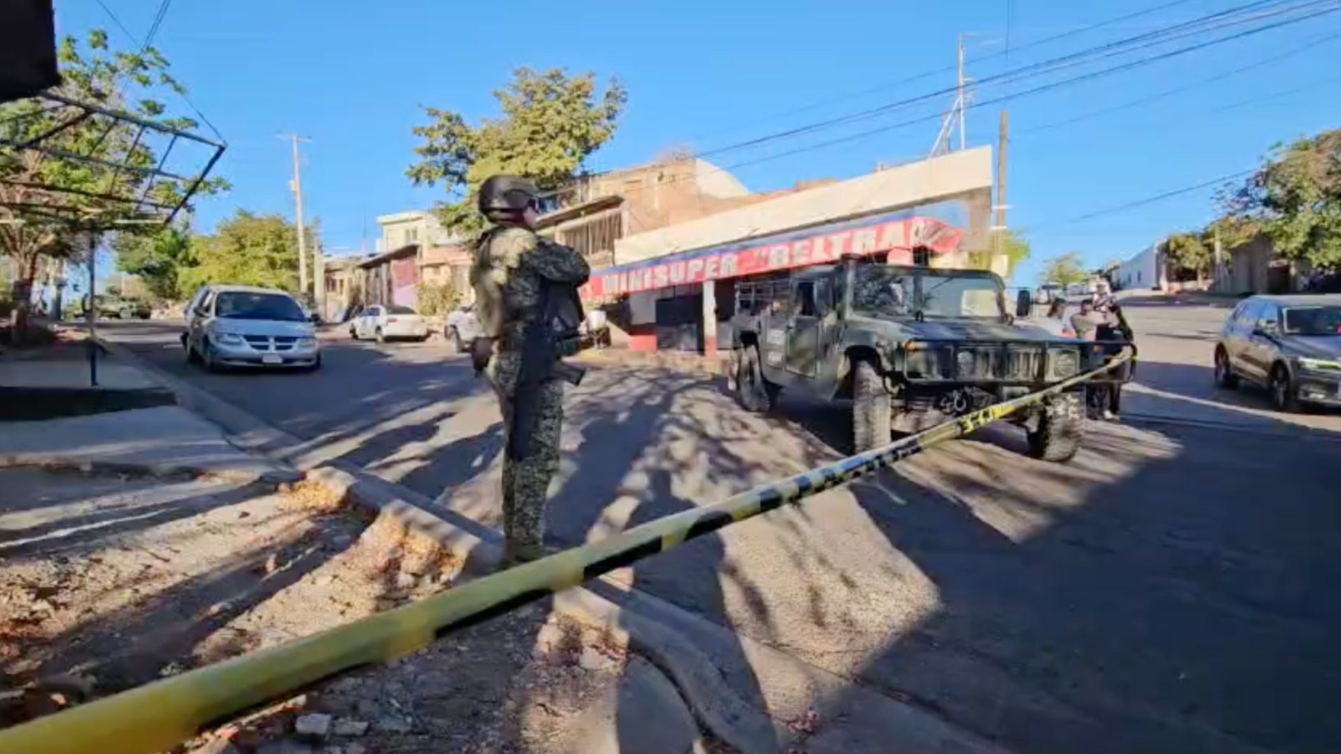 Persecución Deja Dos Detenidos y una Camioneta Asegurada en Colonia de Culiacán, Sinaloa