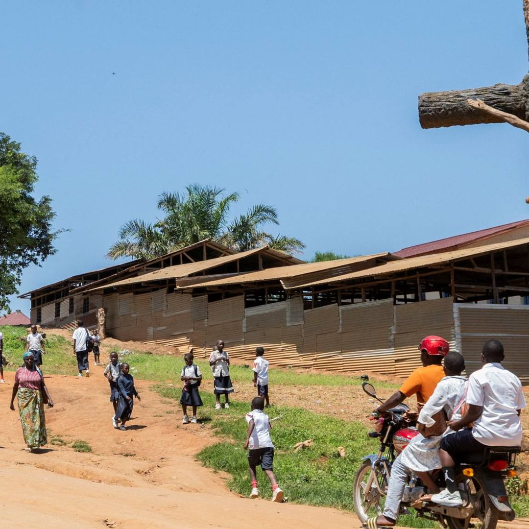 Suspenden Velorios y Reuniones Públicas en el Congo por Brote de Ébola