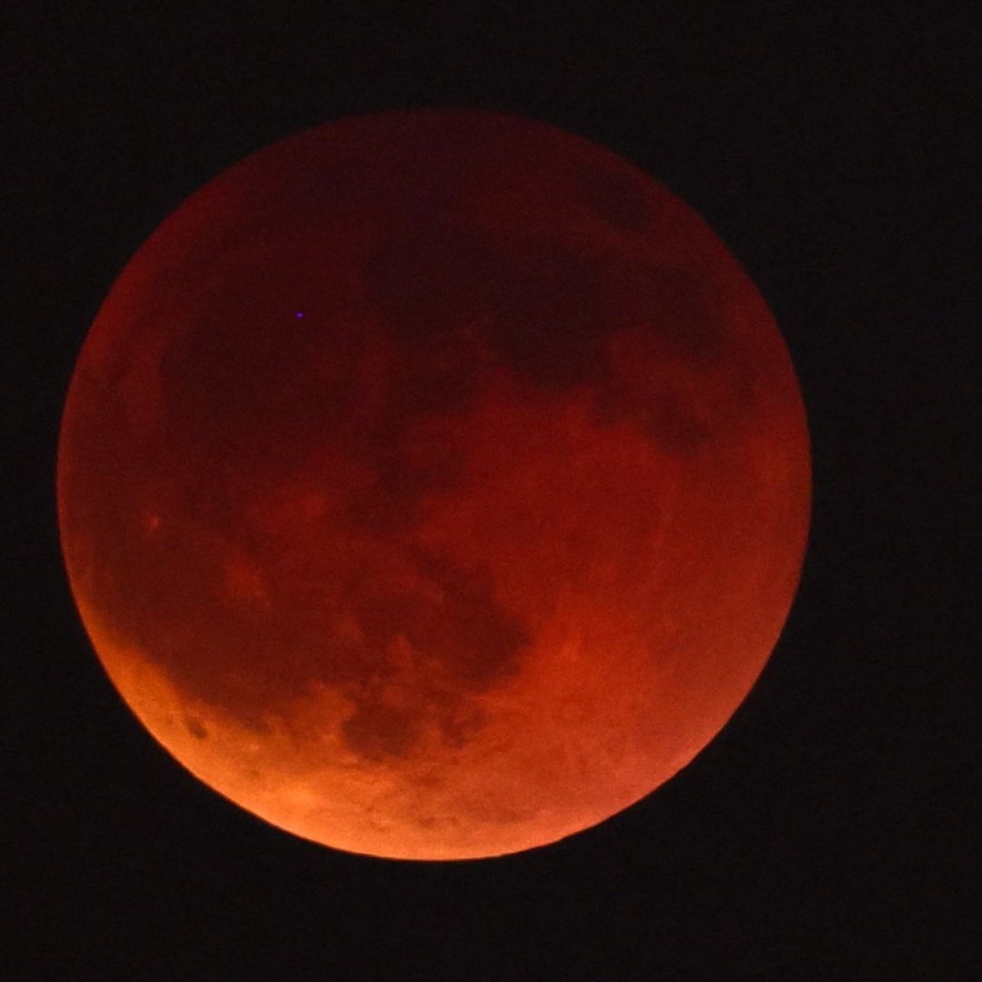 Eclipse lunar