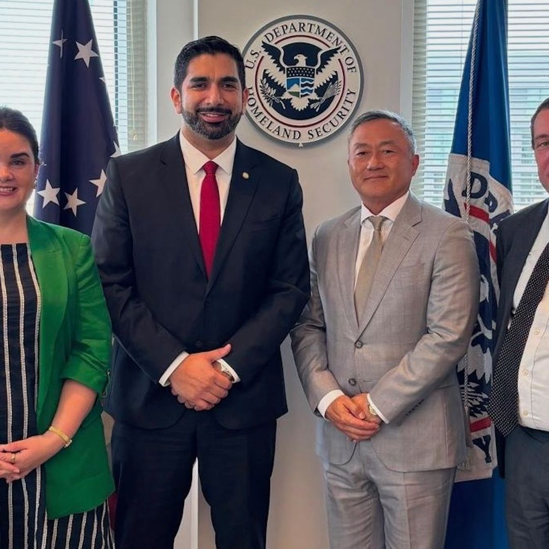 Embajada de México en Estados Unidos se reúne con ICE