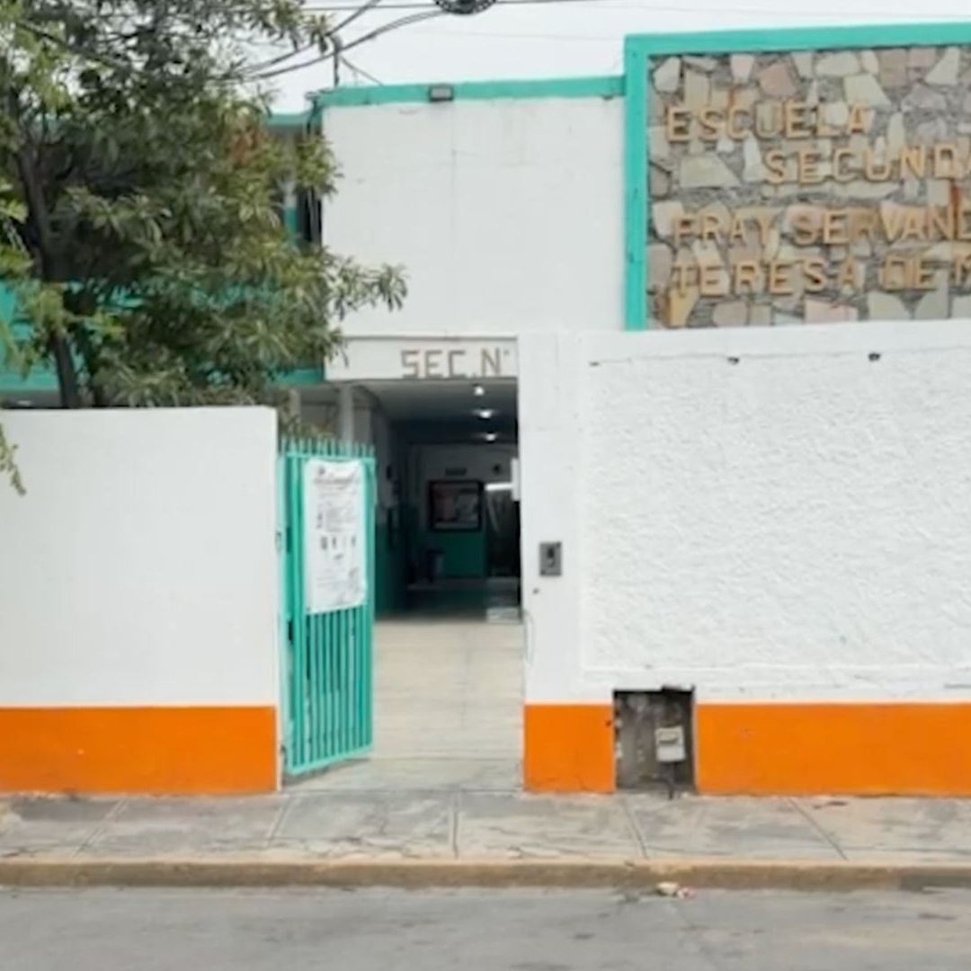 Secundaria de Monterrey donde se intoxicaron estudiantes con cristal