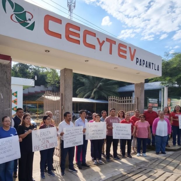 Paro Sindical Deja Sin Clases a Más de 800 Estudiantes en Papantla