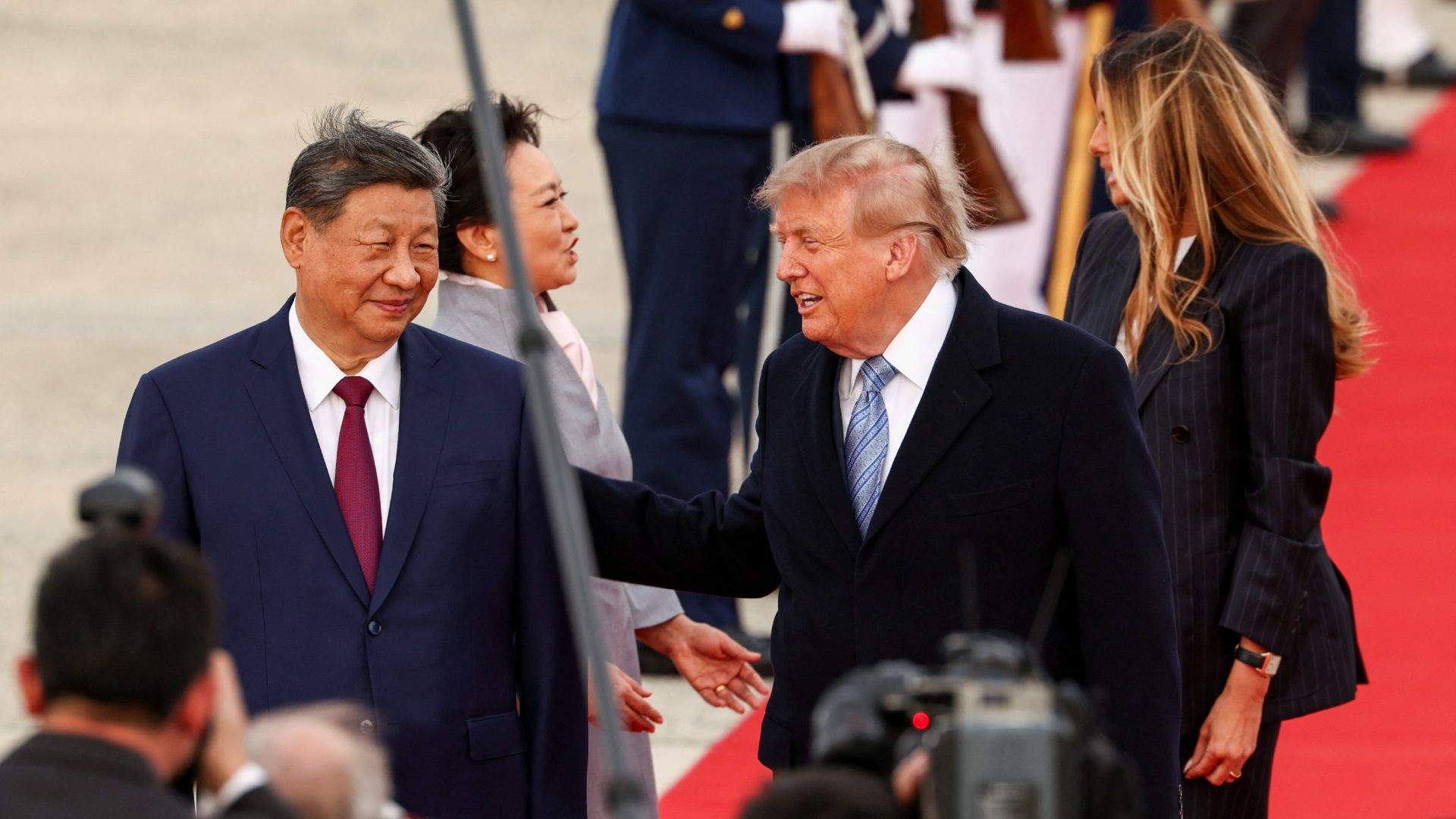 EUA y China se Oponen a Nuevas Regulaciones sobre IA, Dice Trump Previo a Cumbre con Xi Jinpin| N+