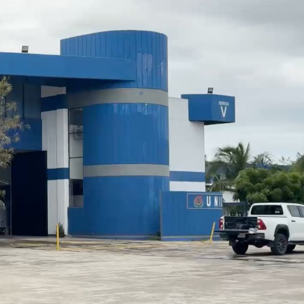 Evacúan a Alumnos del ITVER tras Hallazgo de Material Explosivo en Veracruz