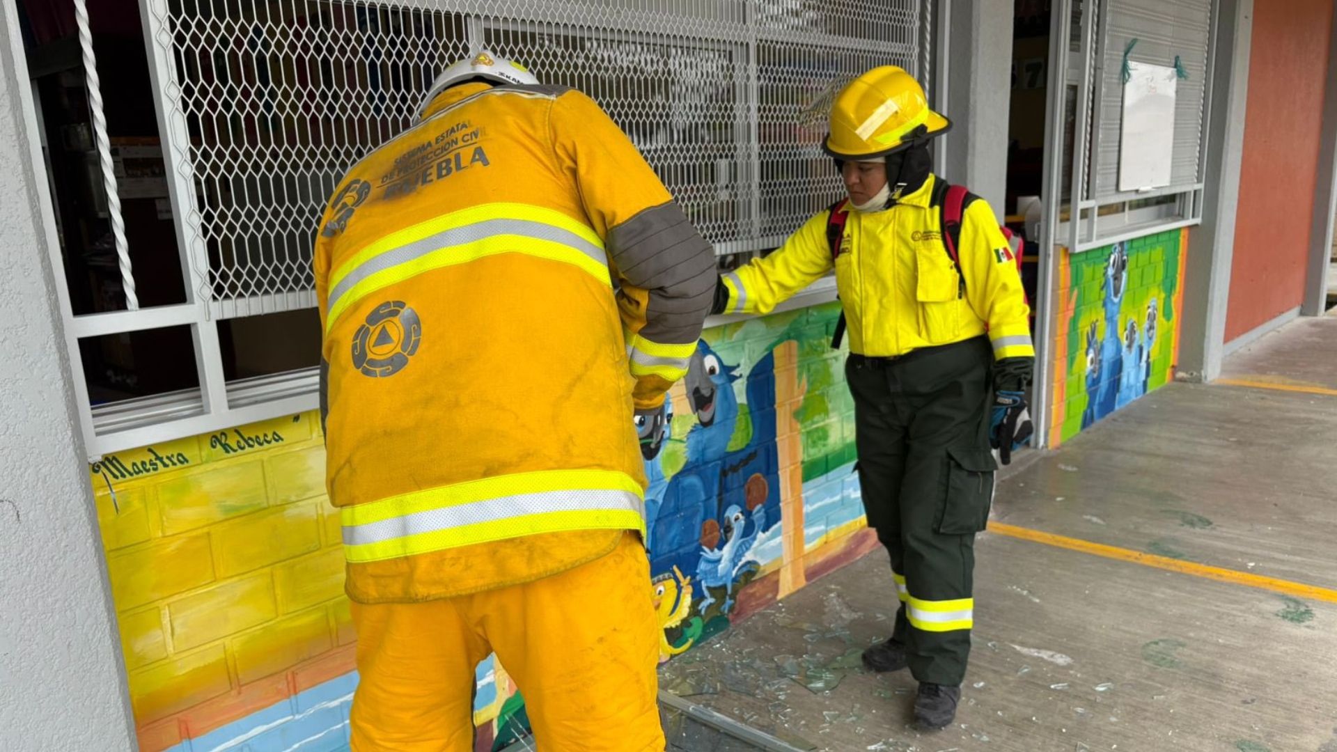Explosión en Tepeaca deja suspensión de clases presenciales.