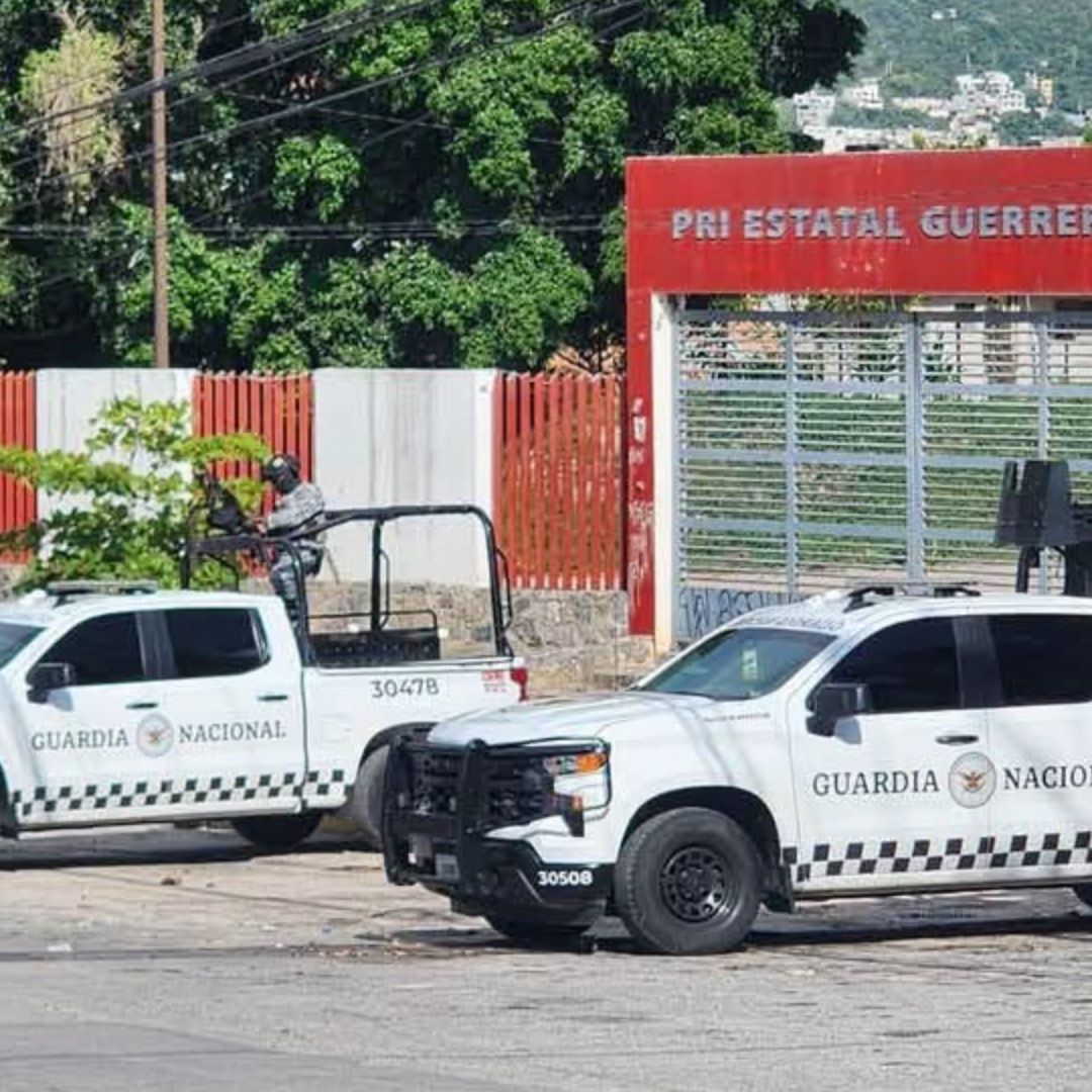 Así localizaron presuntos artefactos explosivos en la sede del PRI en Guerrero