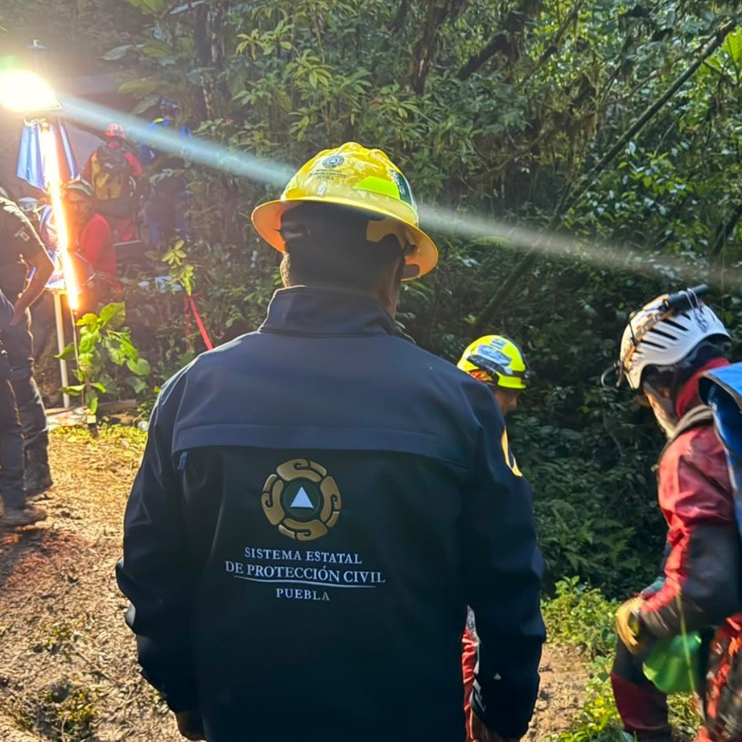 Trabajos de rescate en Gruta de Chichicazapa