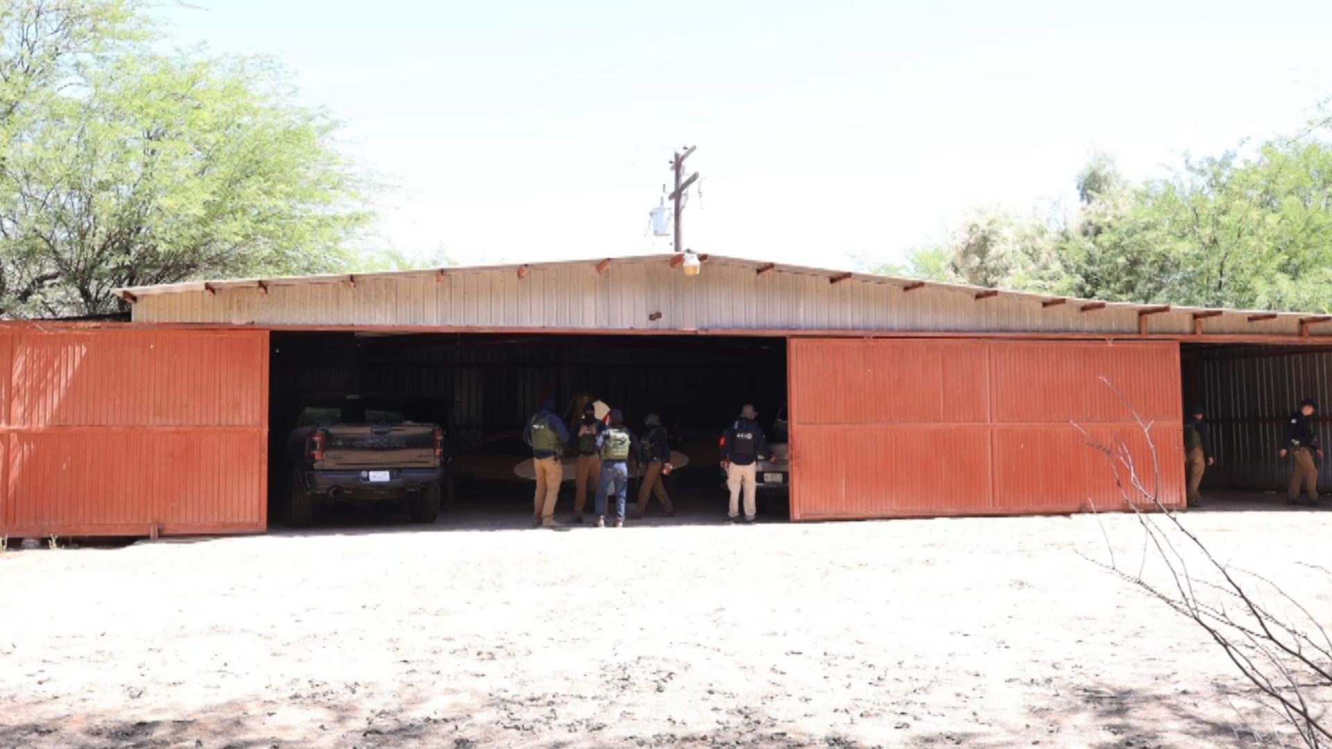 Aseguran Avioneta y Vehículos Robados en Valle de Mexicali