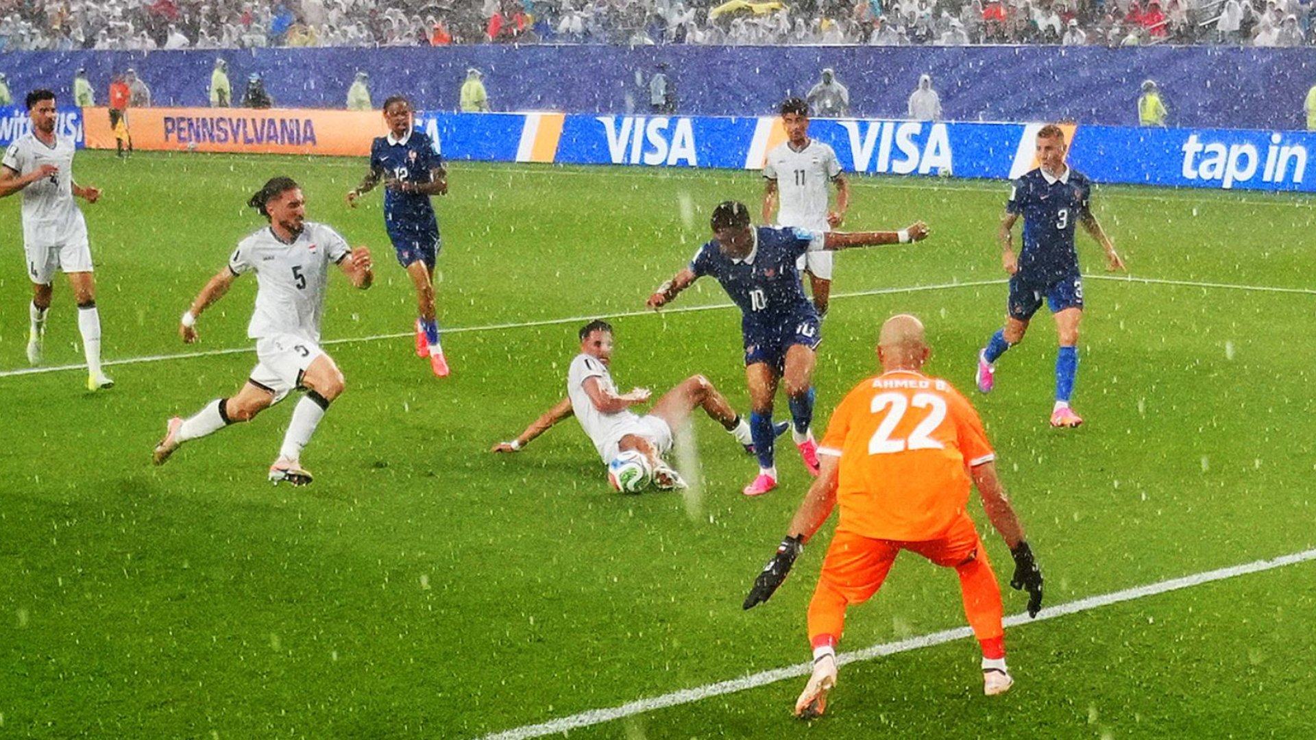 Francia vs Irak suspendido por intensa lluvia