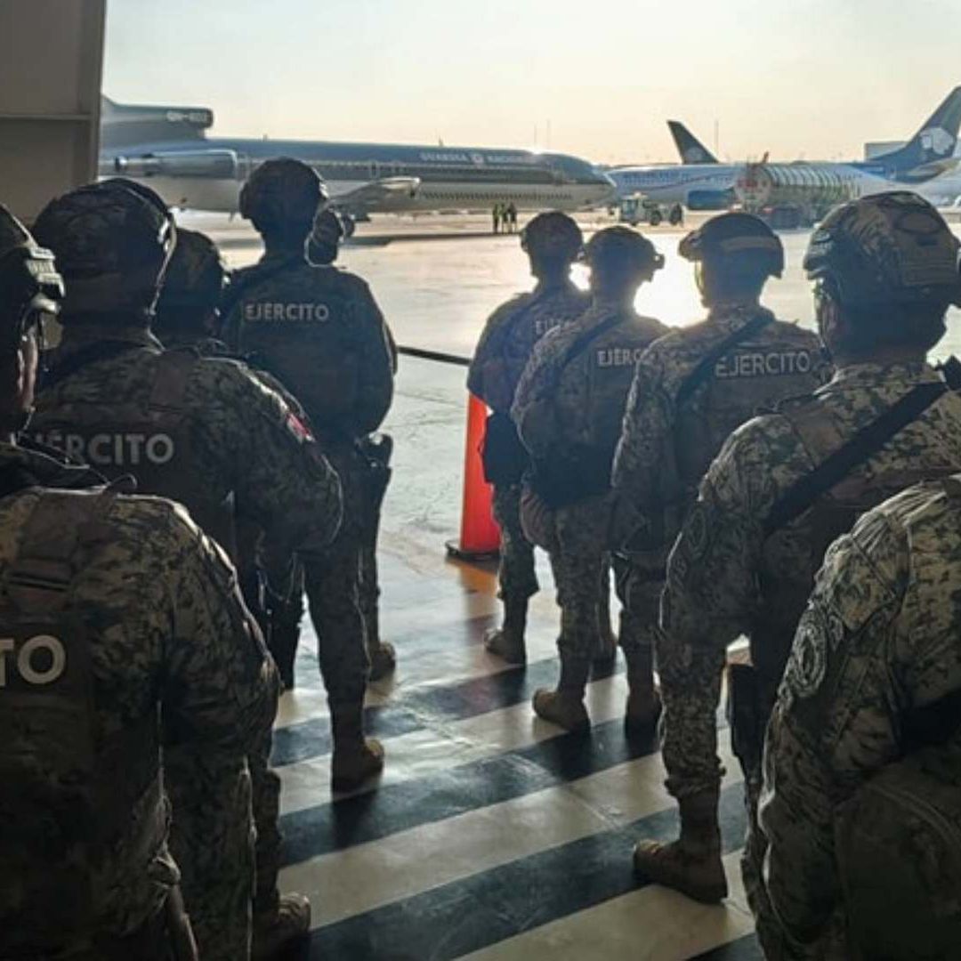 Miembros de las fuerzas especiales del Ejército refuerzan seguridad en Sinaloa. Foto: X @EJTO_FAM_GN