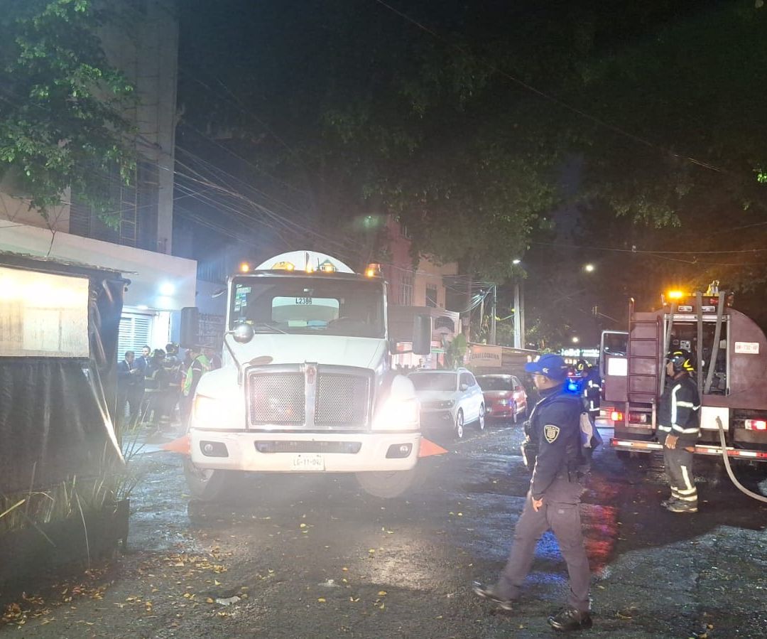 Fuga de gas en pipa en la colonia Juárez