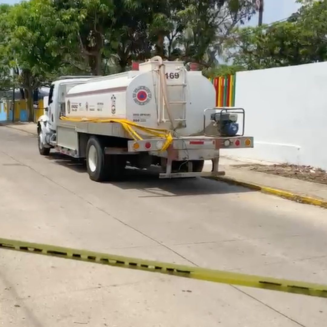 Fuga de gas genera cierre vial y evacuación de jardín de niños de Agua Dulce