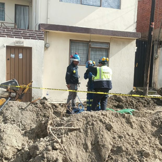 Evacuados 14 Trabajadores Fuga Gas Natural Obra San Baltazar Campeche Puebla