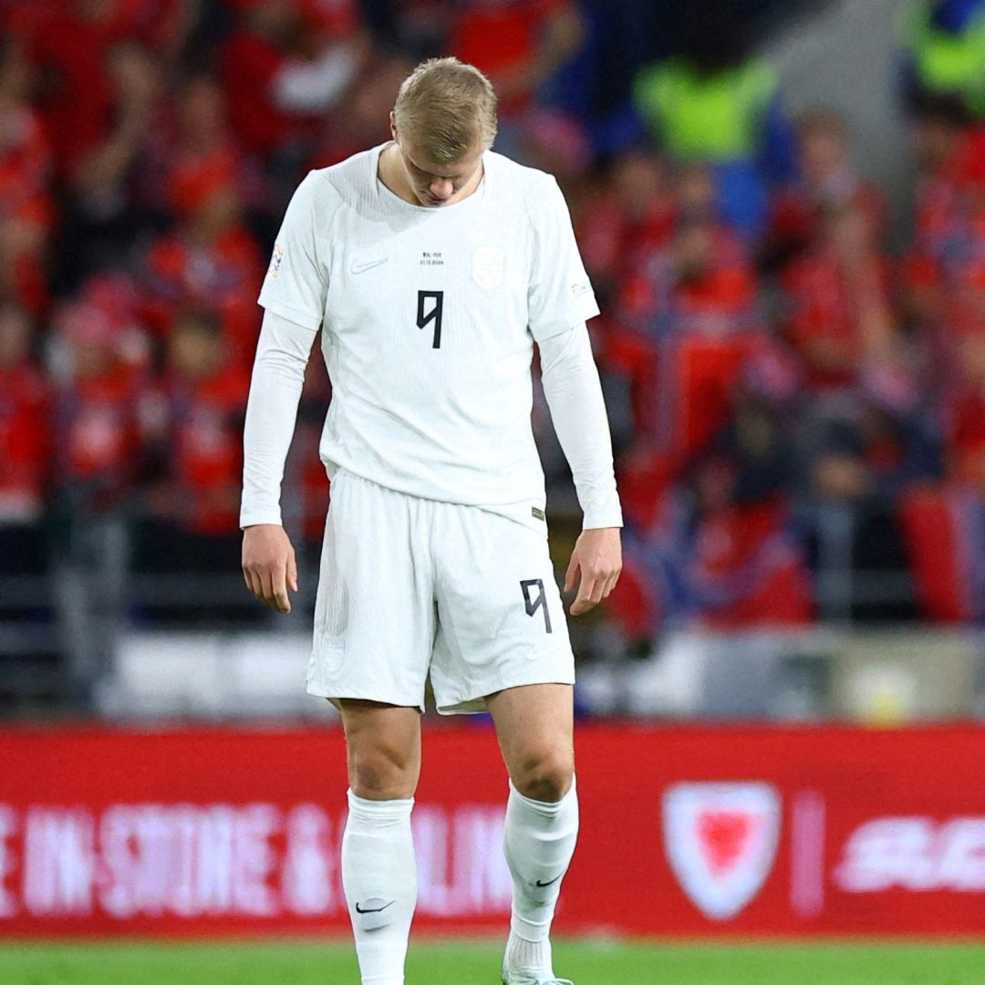 Erling Haaland y Martin Odegaard durante un partido con la selección de Noruega