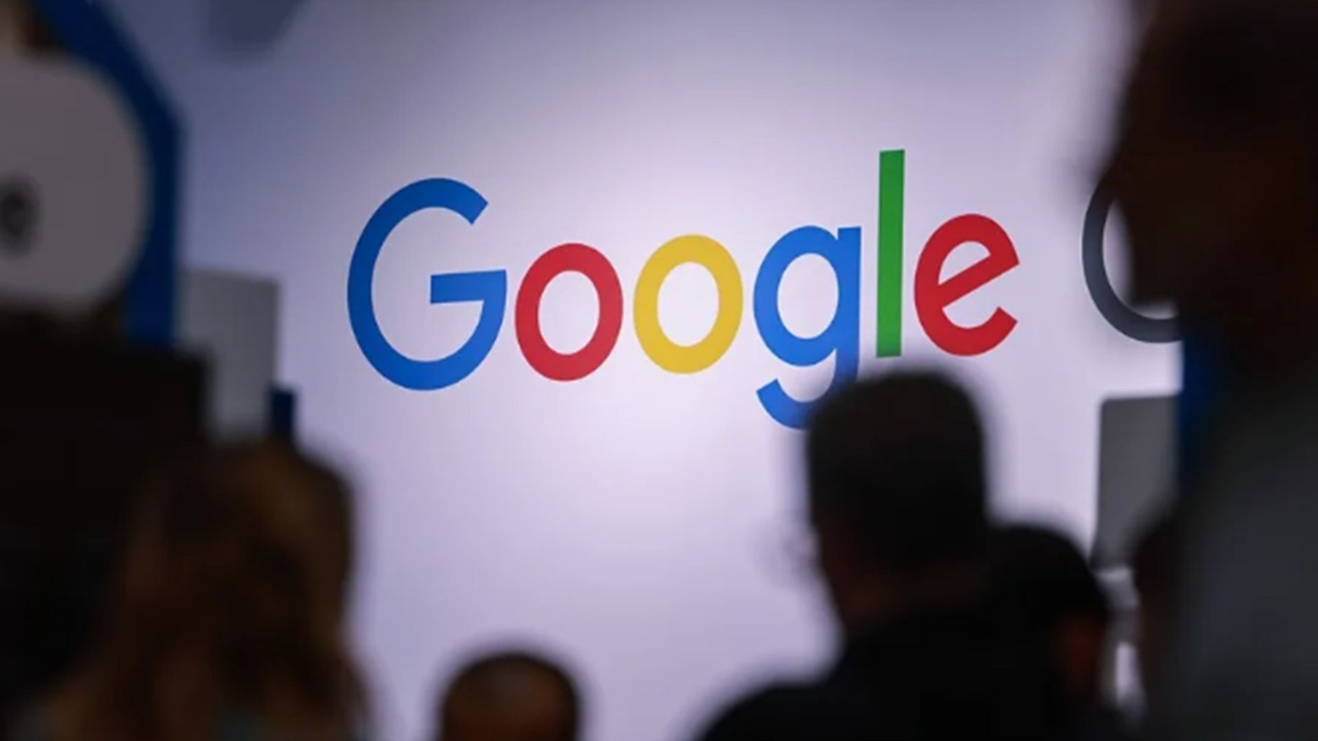Google Lanza Alerta por Ataques con IA y Señala Cómo la Usan Ciberdelincuentes